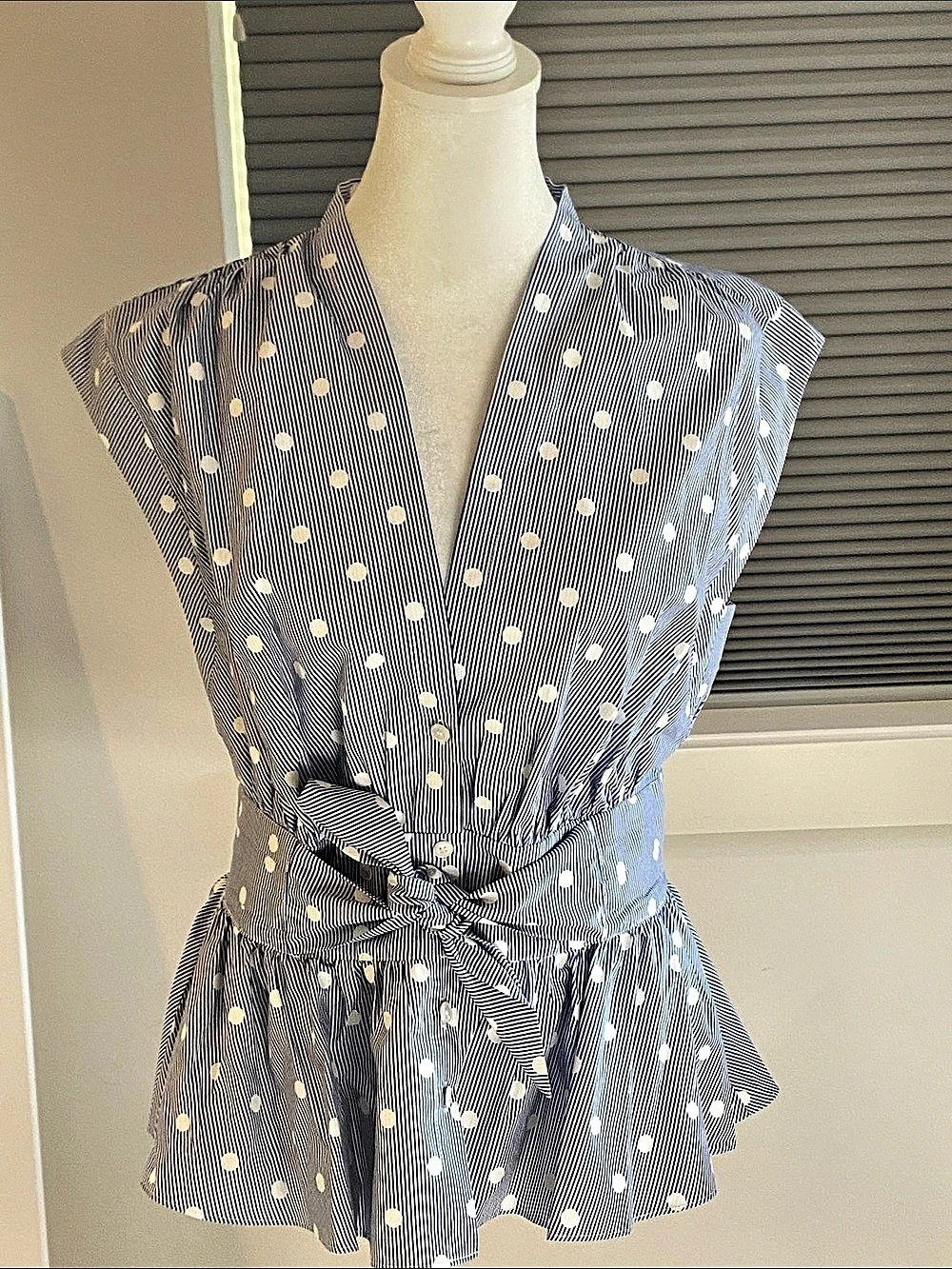 Current Air Polka Dot Peplum Blouse in Blue & White Size Small NWT